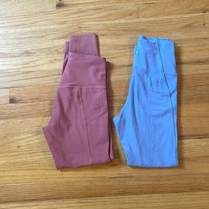 2 pairs of Old Navy leggings-size small